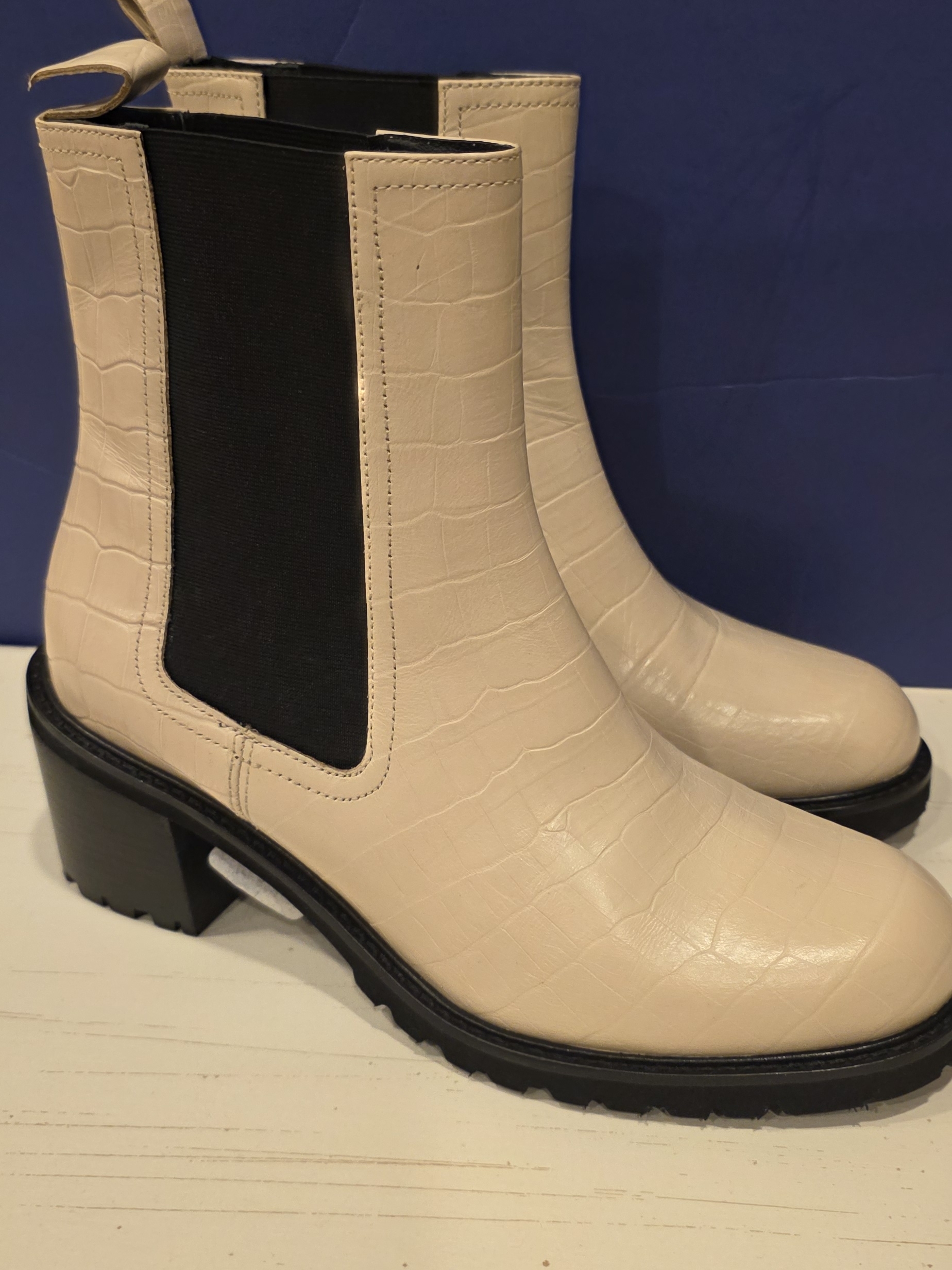 Everene Sheychelles Cream Croc-Embossed Chelsea Boot With Black Elastic Panels